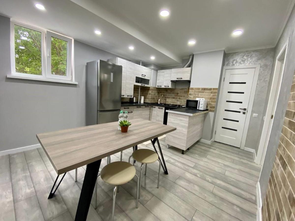 Ultracentral Velvet Home !! Chişinau Exteriör bild